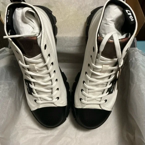 Palladium Revolt HI TX Hiking Boots New In Box - Picture 3 of 5